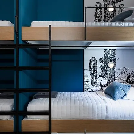 Hostel Cocoon