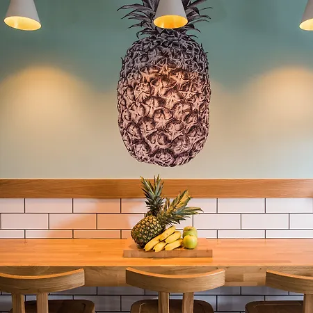Cocoon Hostel *