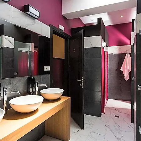 Hostel Cocoon *