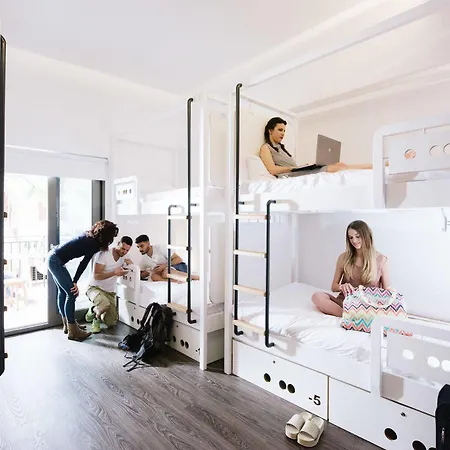 Cocoon Vandrerhjem *