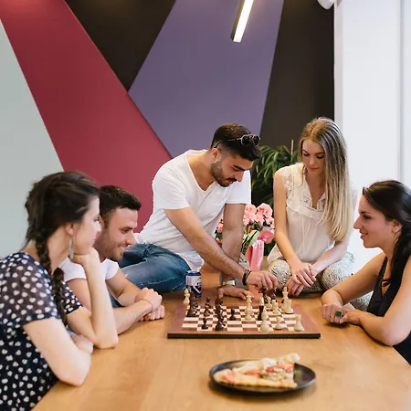 Cocoon Хостел Ханья (Крит)