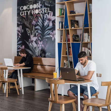 Cocoon Хостел *