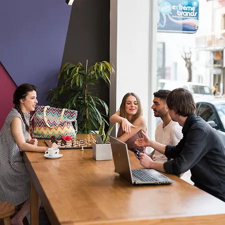 Cocoon Хостел *